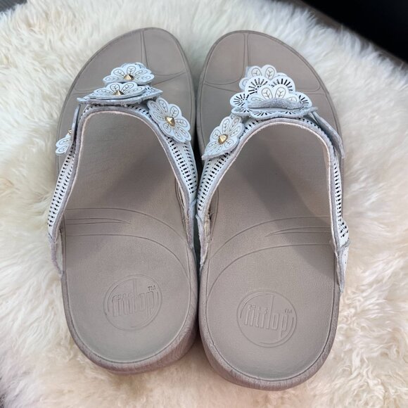 FitFlop Fiorella Floral Sandals, Flip Flops, Thongs Antique White Size 8 - Picture 5 of 9